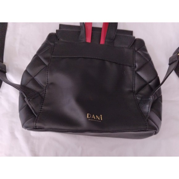 Dani by Danielle Nicole Disney Minnie Mouse Black Quilted Red Bow Backpack - Picture 6 of 9